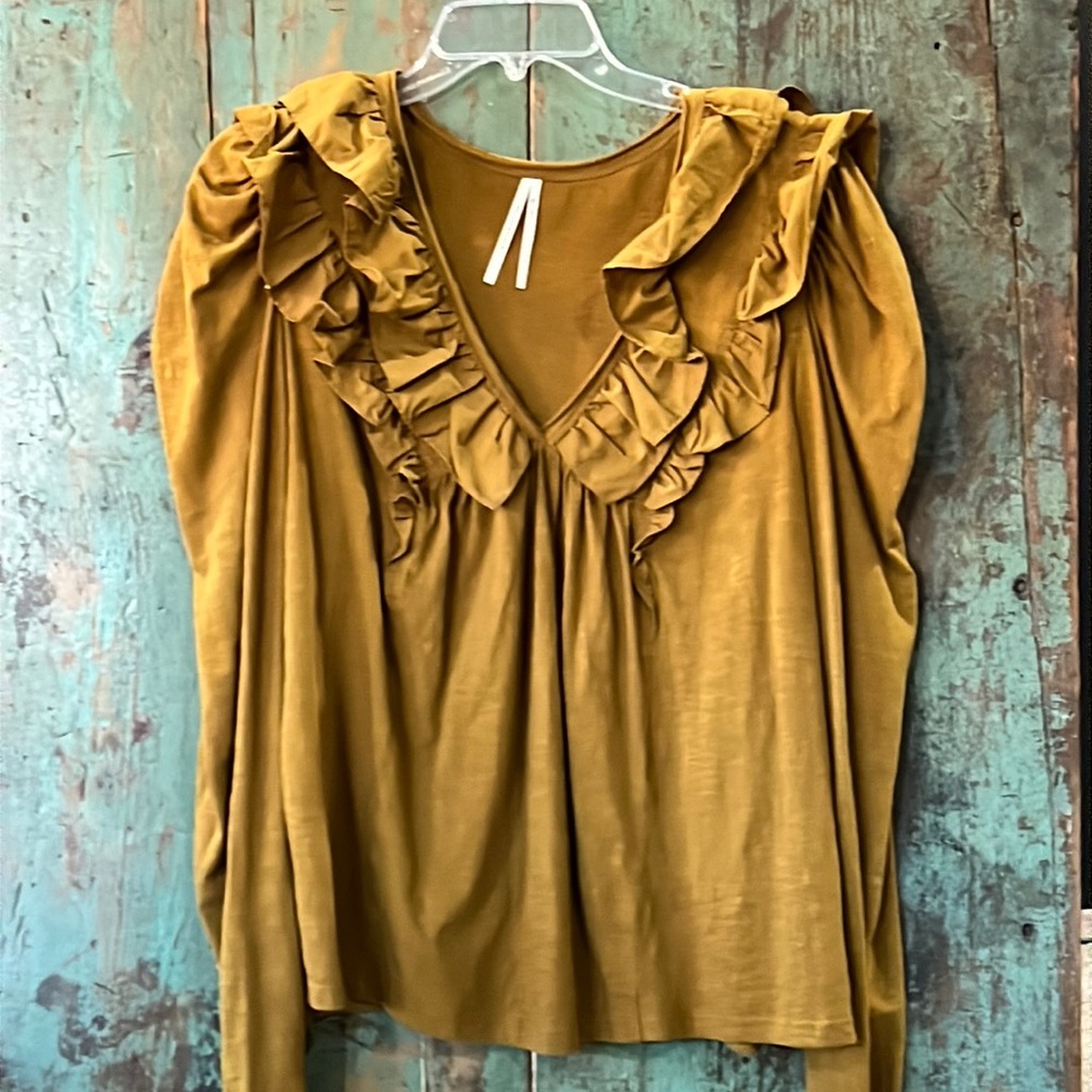 Anthropologie long sleeve ruffle vneck shirt